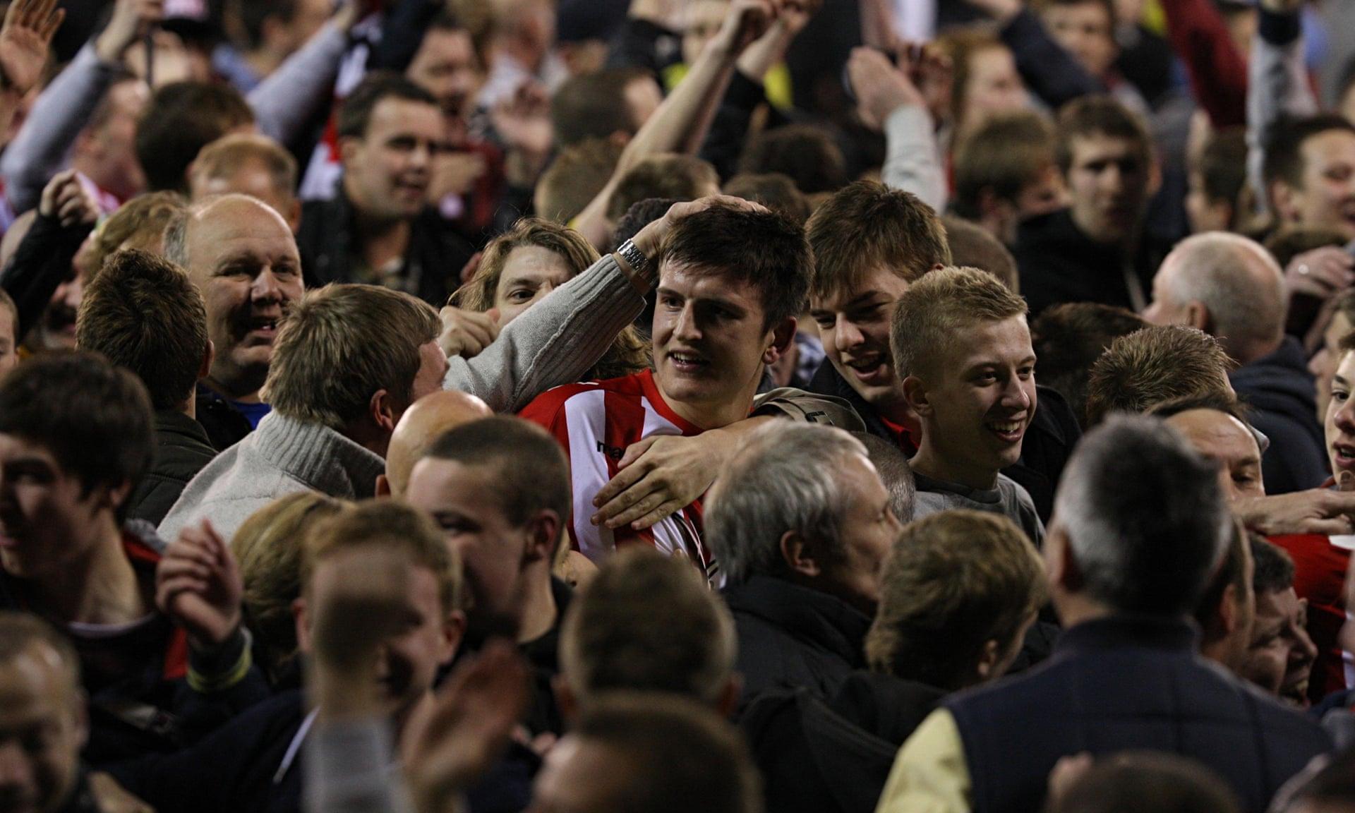 上也显得尤 上也显得尤