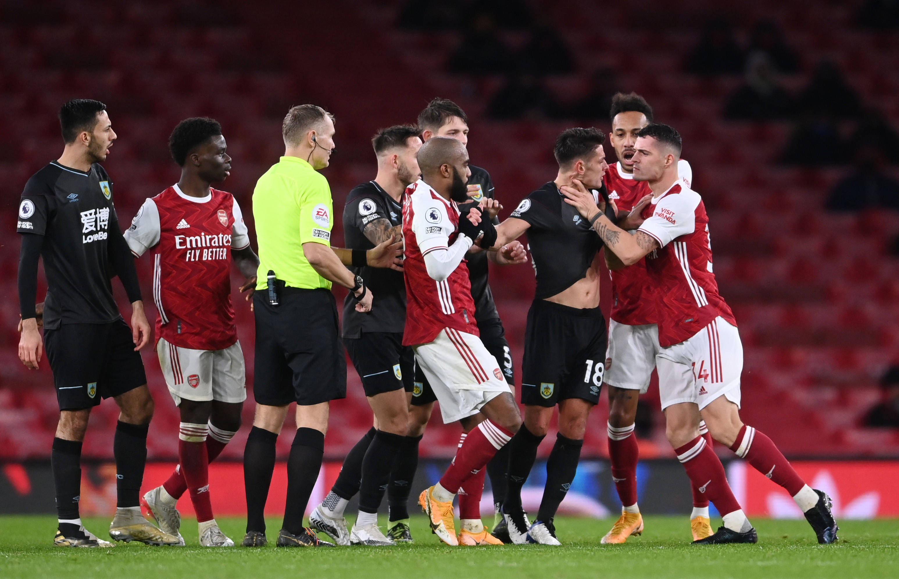 滑雪者可以 滑雪者可以